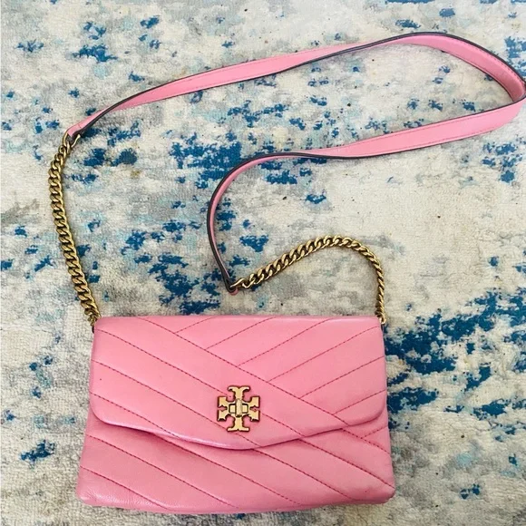 Tory Burch Pink Quilted Crossbody with Gold Chain - Picture 1 of 6